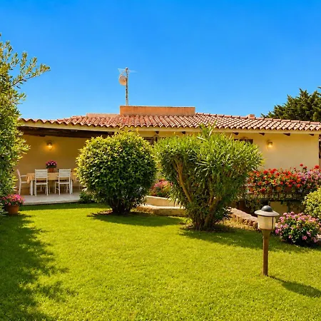 Garden Villa *